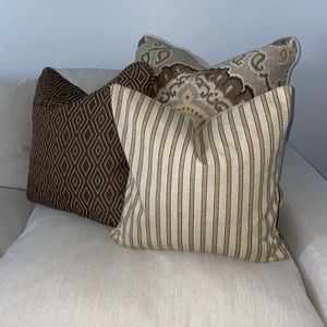 Striped Accent Pillowcase